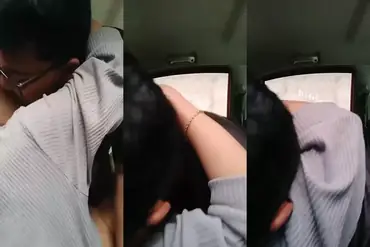 Ukhti Hijab Cantik Pasrah Kasur Mobil